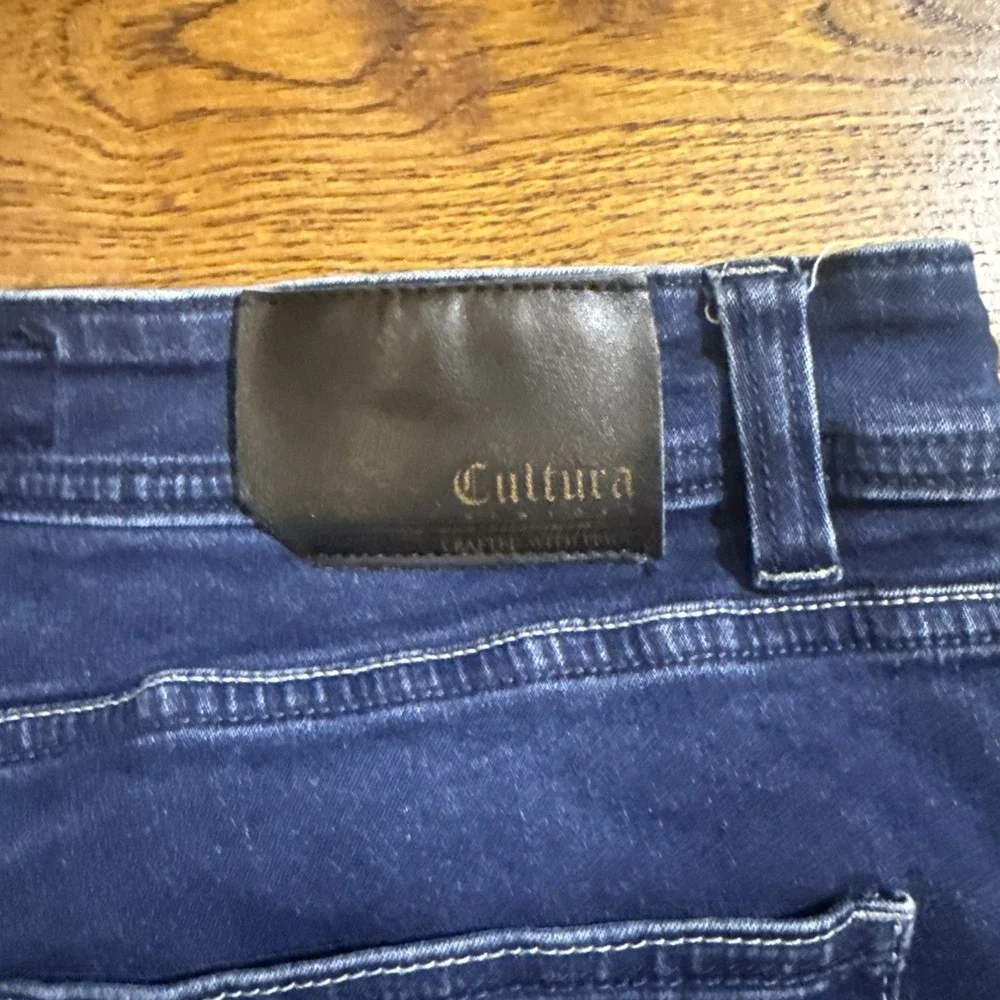Cultura New York Jeans Dark Wash W/34 L/30 Stretch